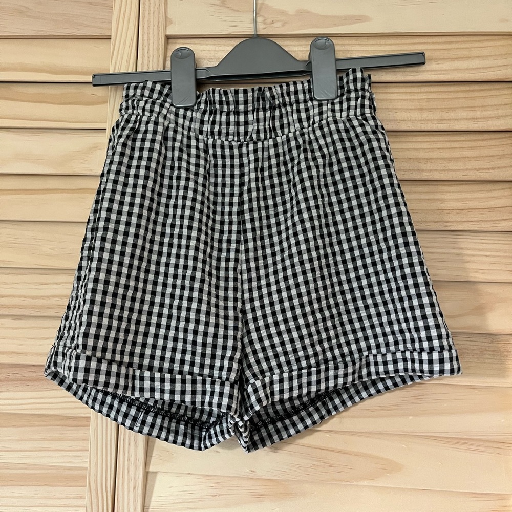 Paper bag checkered shorts